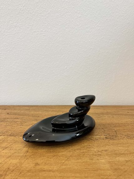 Stojan na vonný kužeľ Tečúci dym